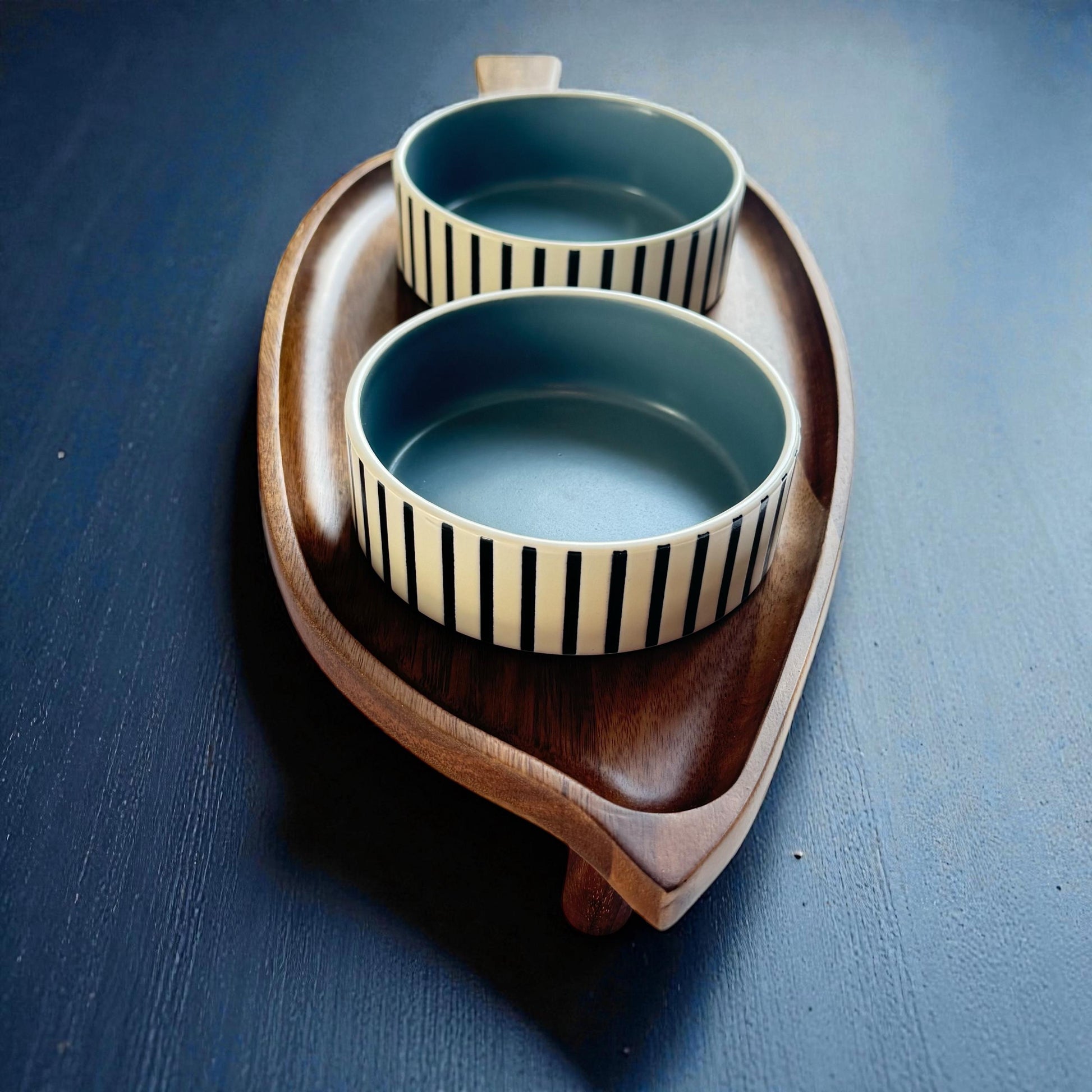 Premium elevated cat feeding station acacia wood ceramic bowls handmade - THEKEA
